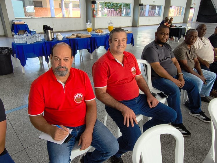 Diretores do Sintipel participam de curso de capacitação do