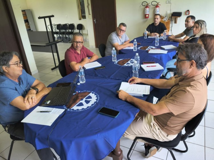 Diretoria do Sintipel se reúne na Sede Campestre e discute novas ações