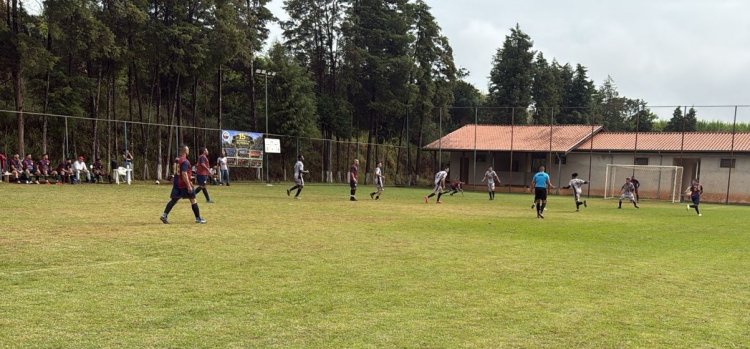 Rodada do 15º Campeonato de Futebol dos Papeleiros teve goleada