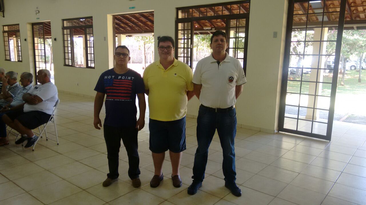 Vida e Saúde na melhor idade reuniu dezenas de aposentados da Oji, na  sede campestre do Sintipel